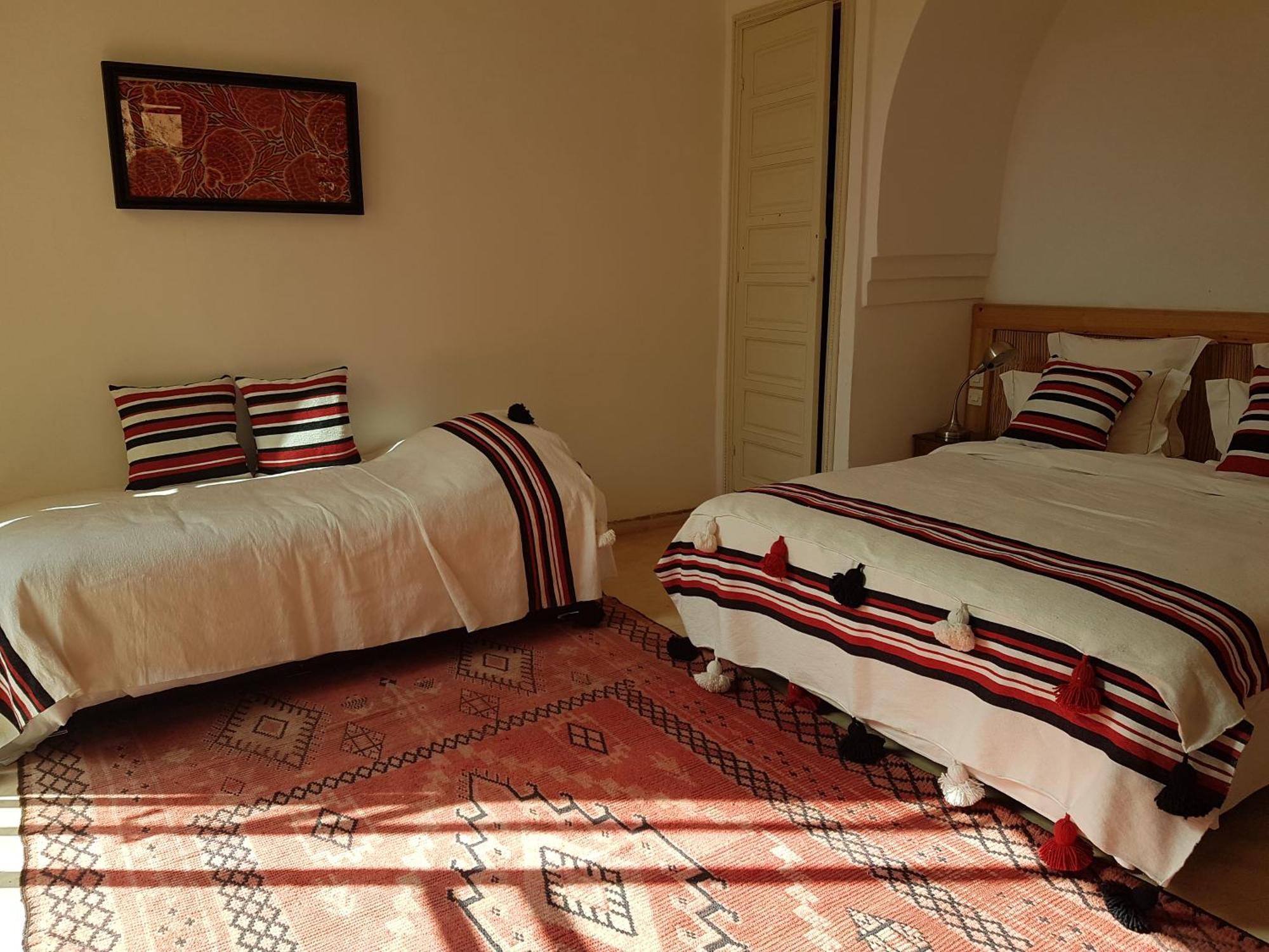 Tagadert Lodge Oumnas Phòng bức ảnh